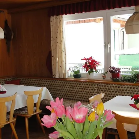 Jagerhaeusl Bed & Breakfast 3*